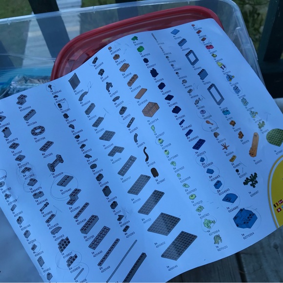 LEGO Hidden Side 70422 Shrimp Shack Attack Building Block Set *Missing One Leaf - Picture 15 of 16